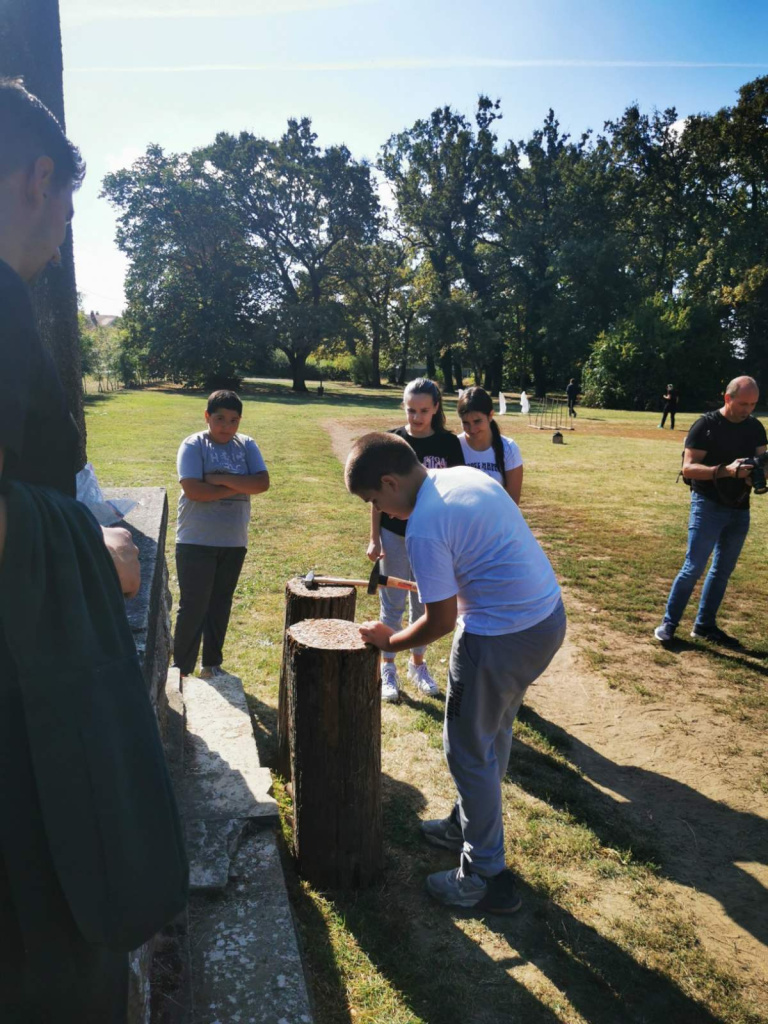 IMG-b65832d77896d1dfdb30a368477fd56d-V.jpg IMG-b65832d77896d1dfdb30a368477fd56d-V.jpg